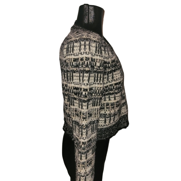 House of Harlow 1960 Black and Cream Texture Knit Cropped Sweater L - Picture 4 of 7